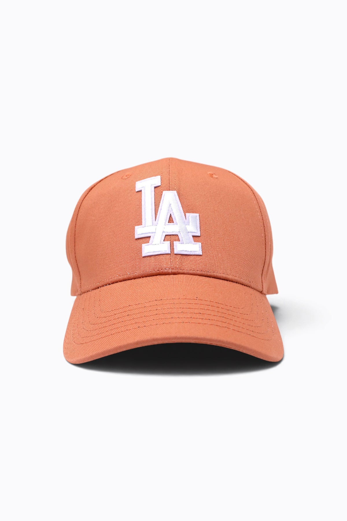 Baseball cap with embroidered Los Angeles logo and curved brim